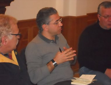 Ο Αλβανός Γκάζμεντ Καπλάνι προκαλλεί, υβρίζοντας τους Κερκυραίους που αντέδρασαν στο «γλέντι» των μαθητών (φωτό)